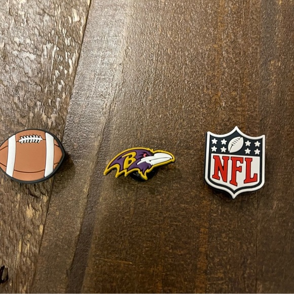 3 Piece Baltimore Ravens‎ Crocs Charms Set - Picture 2 of 3